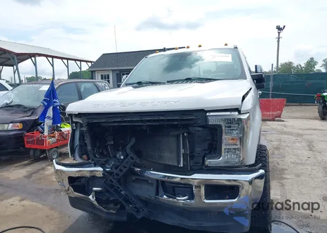 2019 Ford F-250 Lariat из США, поврежденный, VIN 1FT7W2BTXKED33151